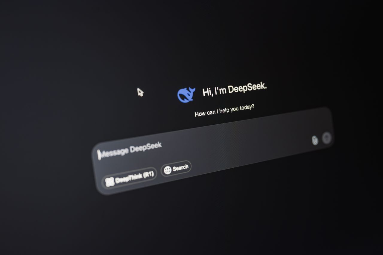 hero-img-02 Close-up of DeepSeek AI interface on a dark screen highlighting chat functionality.